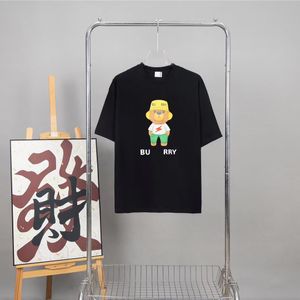 مصمم أزياء T Shirt Men's Tirts Teespolos قميص غير رسمي قميص قصير من القطن النقي نمط كرتون عالي الجودة من أعلى الأسود والأبيض الحجم الأوروبي XL-L