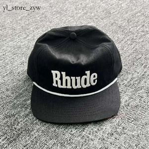 RHUDE CAP 2024 패션 디자이너 Rhudes 볼 캡 조수 브랜드 미국 트럭 모자 남녀 동일한 스타일의 평면 챙 야구 모자 가을과 겨울 맞는 모자 남성 캡 6887