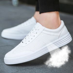 Stövlar män andningsbara vita sneakers sommar snörning runda huvudet tjocka botten skor koreansk stil fritid lägenheter zapatillas para hombres