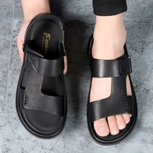 Sandalen Klassische Sommer Herren Sandalen echte Leder atmungsable Strandschuhe Leder Männer Sandalen gleitet Jeans Stiefel Geschäft hochqualifiziert