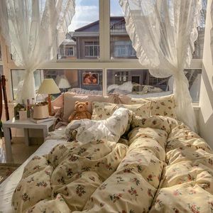 Sängkläder sätter vintage blommor i mitten av yttre bomull med fyrdelar täcke täcke lakan 1,5/1,8 m