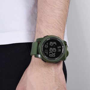 Relógios de pulso Men's Display Luminoso Silicone Relógio Eletrônico Multi Função Esportes Militares Led Digital Dual Movimento