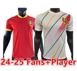24 25サッカージャージーギニアナショナルチームプレーヤーギンズカマノカンテトロールホワイトレッド2024 25フットボールシャツユニフォームギニーマイロデフットキットCamiseta Futbolファン66