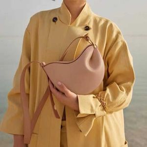 Borsa a mano da donna Promozione Produttori Panino di pisello da donna Vera pelle di vacchetta Modello litchi Una spalla Croce ascellare Tofu Crcent Sella