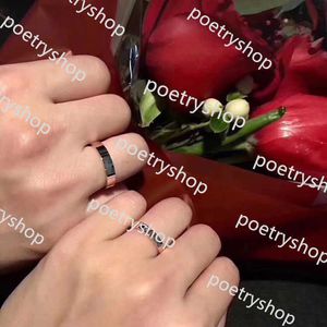 Band Rings Mens Womens Love Ring Man 4mm 5mm 6mm Wedding High Quality 925S 18K Storlek 5-11 Luxury Diamond Rose Silver Engagement med Box Crtir Designer Gold Band Rings