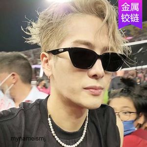 2 PCSファッション高級デザイナーWang Jiaersサングラスバーと同じスタイルディスコ2022 New Cats Eyes Sun Protection and UV Protection High-Grade Sunglasses