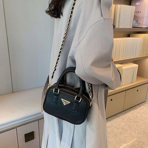 Designer de sacola de balde, marca quente, bolsa de textura da moda feminina nova cadeia elegante ombro