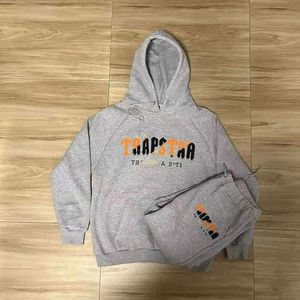 2024 Hoodie Trapstar Full Tracksuit Rainbow Towel Embroidery Decoding Hooded Sportswear Men and Women Suit Zipper Trousers Size kiog886