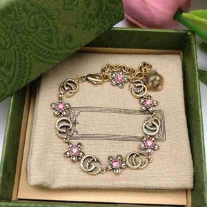 Bangle designer Luxurys Cuff Bracelets Bangles For Women Fashion Jewelry Charm Accessories Trendy Elegant Classic 1GHU