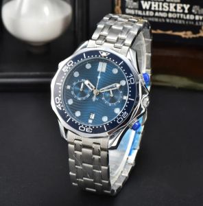 2024 Mens Watch Luxo Cronógrafo Quartz Relógios Business Modern Day Relógio de Pulso Couro Fivela de Aço Inoxidável Relógio Redondo Resistente a Riscos Chr