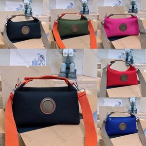 Ny högkvalitativ designare väska män och kvinnor tvättväska mode handväska trasa mian rese dragkedja öppen och nära stor kapacitet förvaring väska lunchlåda axel väska