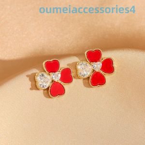 디자이너 럭셔리 브랜드 보석 Vanl Cleefl Arpelsstud Earrings 클로버 골드 등급 레드 마노 실버 바늘 꽃 귀걸이와 사랑