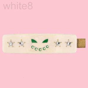 Fermagli per capelli Barrettes designer 2024 New Fashion Ladies Co-branded Gioielli di design di lusso Tre Cors Disponibili Regalo perfetto G2C1