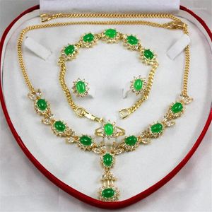Ожерелье и серьги, комплект, винтажный зеленый, красный, кулон из натурального камня, цепочка, ювелирные изделия, массивный браслет-гвоздик золотого цвета, кольцо для женщин, подарки