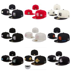 2024 NY DESIGNER STORLEK CLASSIC FITTED CAPS YANKEES HAT BASEBALL HATS Vuxen Baseball Team Mens and Womens Fullt Stängda DD017