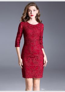 Short Sleeve Dresses Knee-Length Middle Age Mother Dress 2020 Summer Women O-Neck Embroidery Plus Size Women