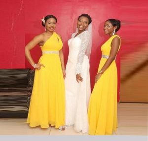 2015 Sexy Yellow Bridesmaid Dresses with Sash Back Cheap Long Chiffon Sheath Pleated Arabic Dubai Style Evening Prom Dress Go9368266
