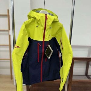 designer jackets men jacket fashion spring dragon scale embroidery rushsuit mens womens windproof waterproof hardshell storm Jackets