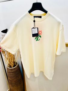 Het försäljning nya mode mens lyxdesigner vackra beige tshirts ~ us size tshirt ~ hög kvalitet mens ny designer kort ärm t skjortor