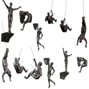 Sculture Uomo Arrampicata Arte da parete Uomo Arrampicata Decorazione da appendere a parete in resina Scultura Figure Creative Retro Present Statue Decor