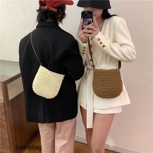 Designer Luxury Fashion Shoulder Bags Instagram Fashion Sweet Grass Woven Womens Bag Versatil Candy Color Single Shoulder Crossbody Womens Bag