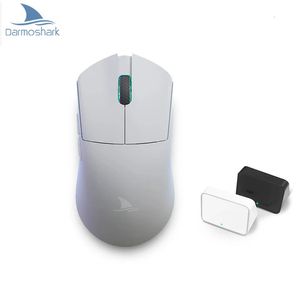 Darmoshark M3 Gaming ESports Maus 24G Drahtlose Bluetooth TriMode PAM3395 26000K DPI 2KHz Optische Mäuse Für Computer Laptop PC 240314