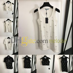 Designer Vest Dress Luxury Rhinestone Tassel Tank Letter Badge Kort ärm Tees Top For Womens Summer Sleeveless Crop Top