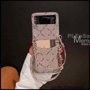 Designer Designer Luxury Leather Phone Cases for Samsung Z Flip 4 Z Flip5 Card Pocket Holder With Strap Fashion Classic Shell Case Cover för Samsung Z Flip 4 Flip 3 5G 298