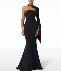 Vestidos de noite de miçanga pretos longos e elegantes sereia crepe de um ombro com zíper de traseiro para mulheres