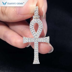Tianyu smycken hiphop personligt anpassat namn graverat mossanite cross moissanite 14k fast guld ankh hänge för halsband