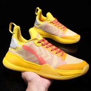 BOTAS 2021 Novos sapatos de basquete amarelo de baixo corte para homens ao ar livre Antislip Platform Sneakers Sport Basket Shoes Man Basket Homme