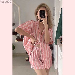 Roupas em casa verão rosa listrado pijama feminino com botões macios pijamas de seda artificial camisas de mangas curtas e calças de seda tingidas de seda