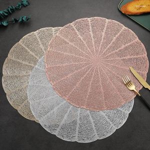 Table Cloth 4PCS PVC Western Placemat 38cm Round Heat Insulation Pad Anti-slip Hollowed Gold Sliver Mat Cover