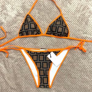 Costume da bagno bikini firmato da donna costume da bagno estivo set cinturino a triangolo sexy beach party bikini costume da bagno femminile senza schienale di alta qualità