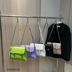 Designer Luxury Fashion Tygväskor Plånböcker 2023 Fashion Academy Cambridge Bag Leisure Postman Bag Versatile One Shoulder Crossbody Bag For Women