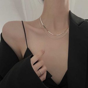 Double layer overlapping Necklace female ins hip hop niche design sense clavicle chain temperament simple personality trend