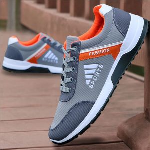 Skor 2023 Autumn Canvas Shoes Mänskor Mäns casual skor Fashion Sneakers Street Cool Man Footwear Zapatos de Hombre Run