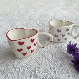 Kore tarzı kahve fincanı sevimli kupa yaratıcı kalp şekli porselen süt bardakları seramik hediye toptan 240308