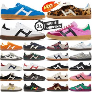 Originais Gazelle Vegan Adv Plataforma Running Shoes Homens Mulheres Designer Preto Gum Vermelho Rosa Veludo Verde Creme Azul Mens Mulheres Sapatilhas Treinadores Esportivos de Alta Qualidade