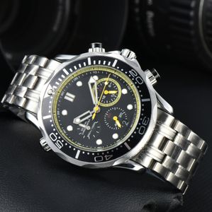 VG9D Wristwatches Luxury Mens Watch عالية الجودة الساعات الياقوت الزجاج الأوتوماتيكي حركة الكوارتز 904L كاملة الفولاذ المقاوم للصدأ مضيئة الهدية