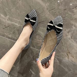 Casual Shoes 2024 Women's Single Fashion Pointed Toe Shallow Mouth Comfortable Low Heel Plus Size 43 Female