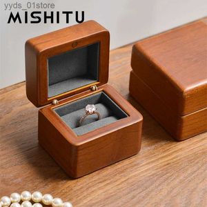 Smyckeslådor Mishitu Solid Wood Wedding Ring Box Square Wood Ring Box för förslag Ringhalsband Lagringslådor Äktenskapsmycken Lådor L240323