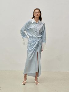 Bluzki damskie 2024 Spring/Summer Spódnica Kobiety Kontrast Pasek z długim rękawem/asymetryczny projekt połowy tego samego stylu