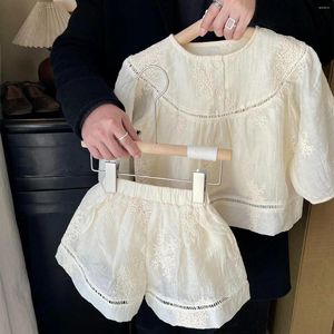 Kläder sätter hjort Jonmi 2024 Spring Baby Girls broderi Beige Puff Sleeve Bluses Shorts 2st Toddlers Kids Casual Outfits