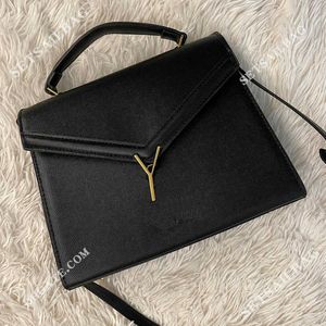 Kopplingar berömda kvinnors designer axelväskor lyxiga monokroma kvällspåsar toppförsäljning mode läder väska svart dam handväska handväska crossbody väska