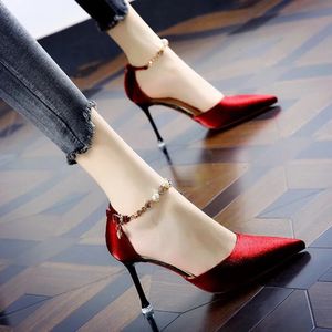 Красные женские туфли на шпильке, трендовые сандалии 2023 года для вечеринок и свадеб, туфли-лодочки, шикарные элегантные пикантные женские туфли на каблуке 240320