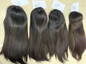 トッパー新しいストック8*8サイズ高品質ヨーロッパの髪のトッパー白人女性のためのシルクトップヘアピース