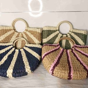 Cross Body Vegetable Basket Striped Yuan Dou Half Round Colored Grass Weaving Large Capacity Woven Handbag for Leisure Matching with Beach Vacation Bag H240323
