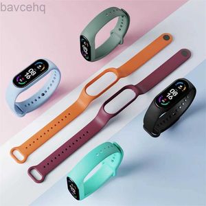 Titta på Bands Mi Band 5 4 3 6 NFC Silicone Strap Armband Replacement Band 7 4 5 6 NFC Strap Color TPU Strap 24323