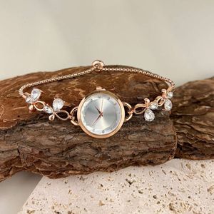 Moda pulseira feminina high end borboleta mar tesouro azul quartzo novo relógio requintado